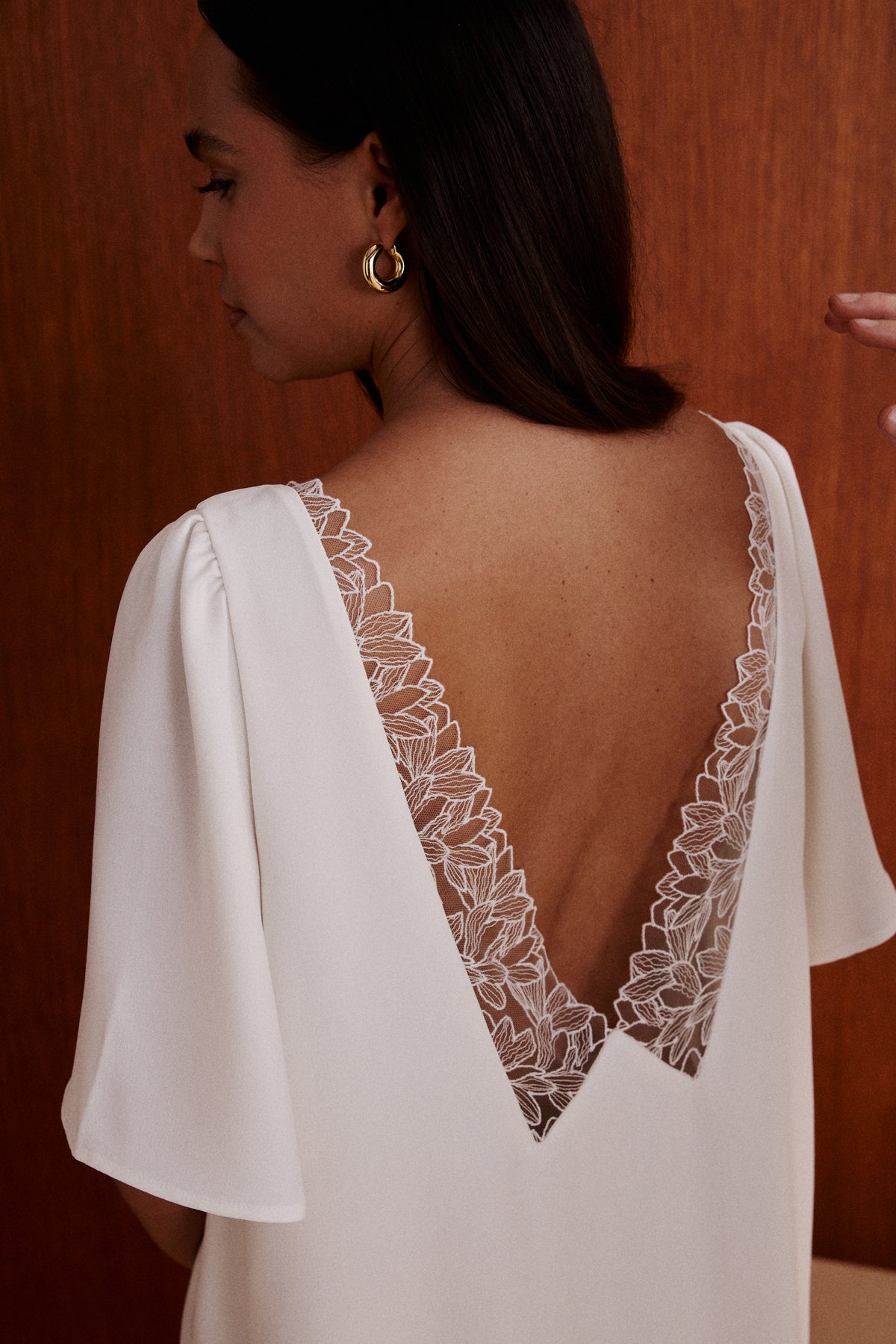 robe paloma detail dos dentelle geométrique